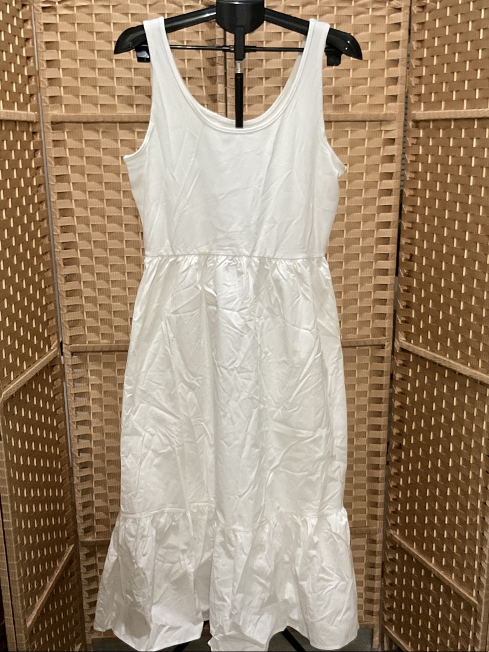 Steve Madden White Sleeveless Ruffle-Hem Maxi Dress